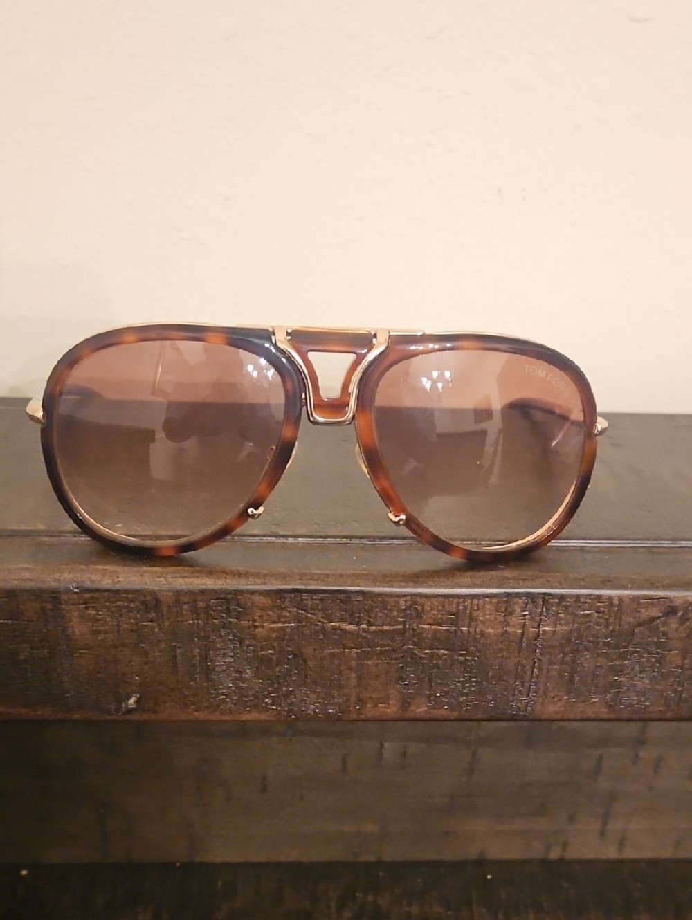 Tom Ford Tortoiseshell Frame with Brown Gradient Lenses Aviator Sunglasses